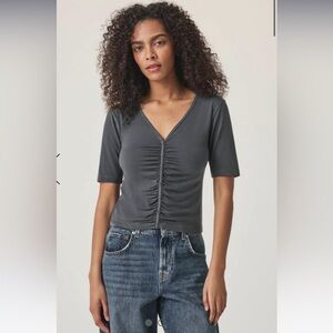 Splendid Yasmina Ruched Tee in Ink Size Medium